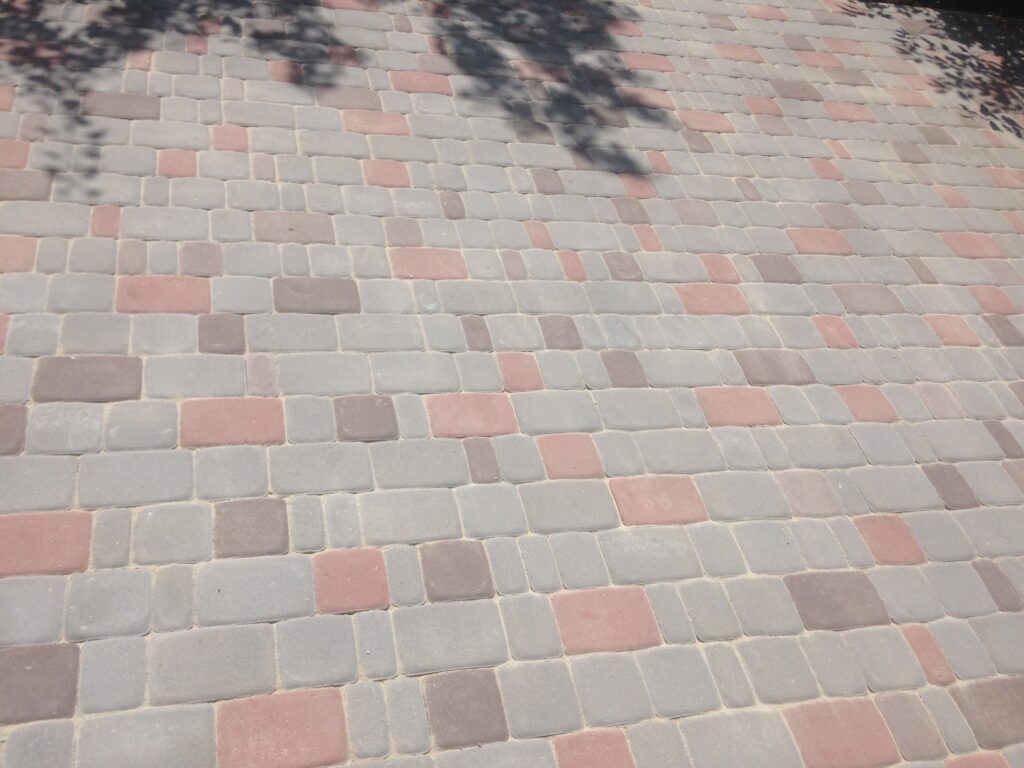 сухопрессованная тротуарная плитка